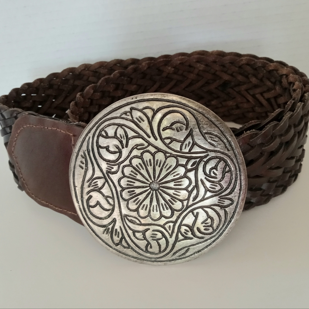 Aeropostale Large Medallion Braided Woven Belt Genuine Brown Leather Size M